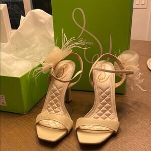 Leana Floral Strap Sandal NIB Dressy Perfection with Feminine Flair